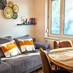 A - Parken, Stilvoll, Modern & Cozy Im Zentrum Von Apartment